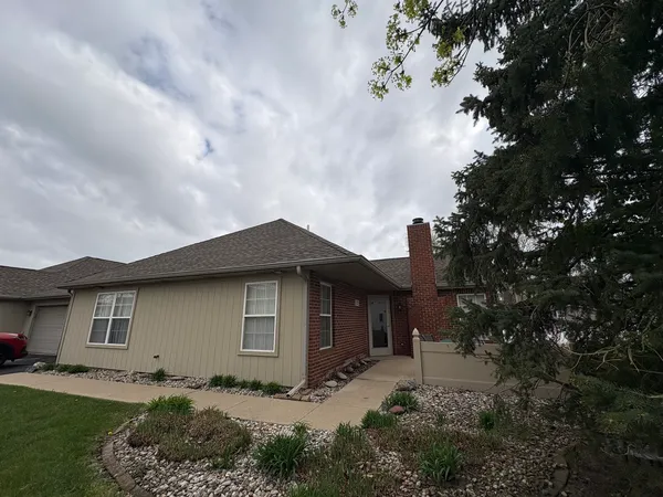 $1,850 | 229 Steeplechase Circle, Unit 1, Bourbonnais, IL 60914