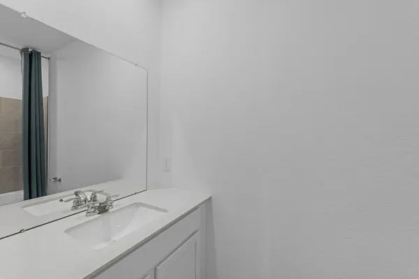 $365,000 | 12 Robin Court, Angleton, TX 77515