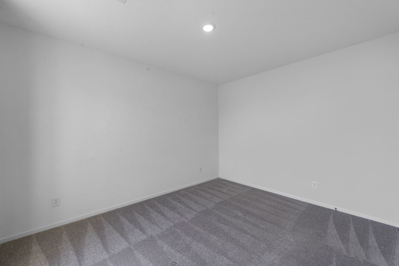 12 Robin Court Angleton, TX 77515 - Photo 23 of 30