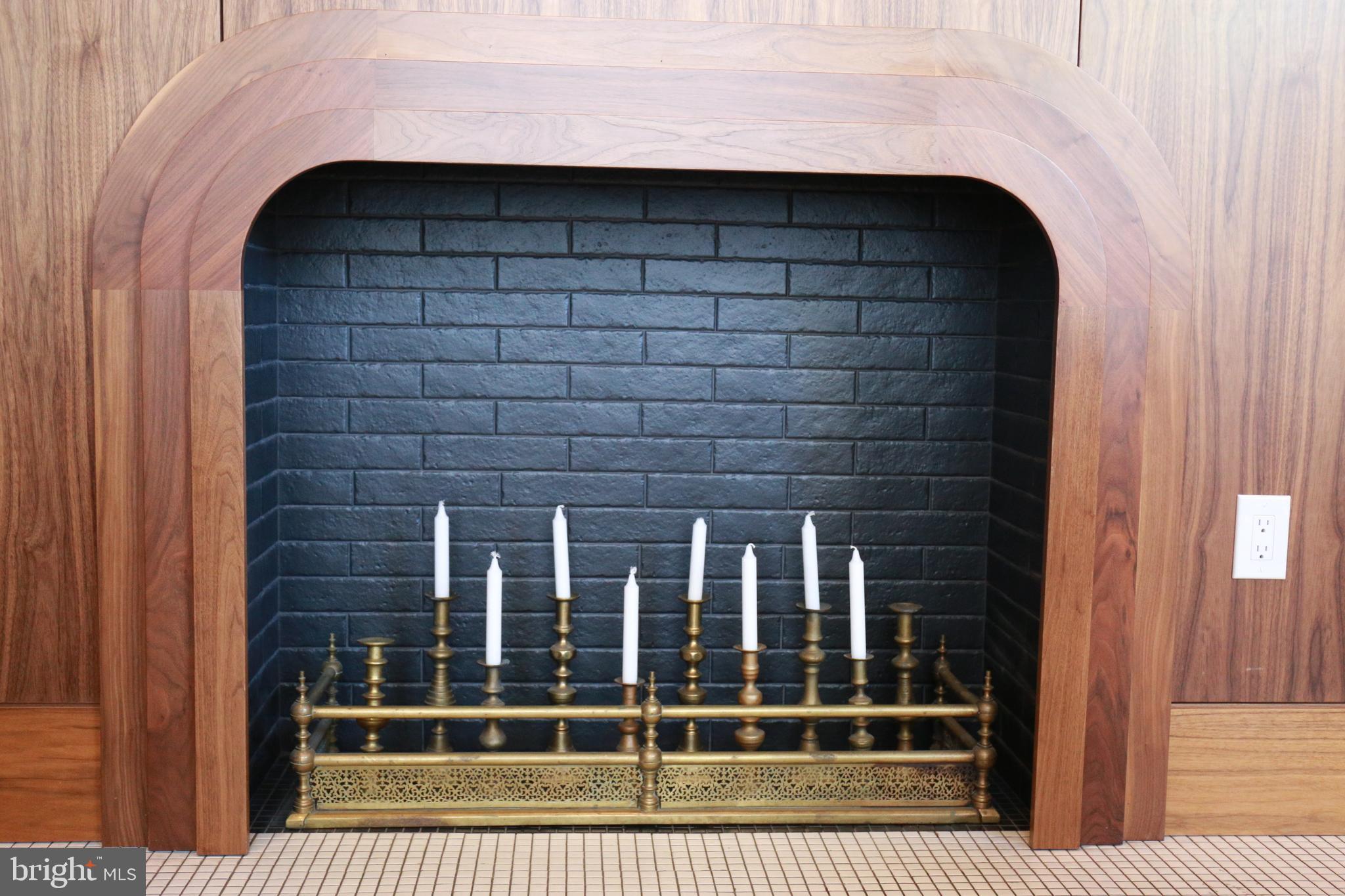 1111 South Broad Street, Unit 2BED/2BATH Philadelphia, PA 19147 - Photo 4 of 25