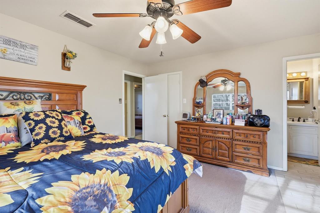 5355 Hoehn Road Sanger, TX 76266 - Photo 19 of 31 Master bedroom