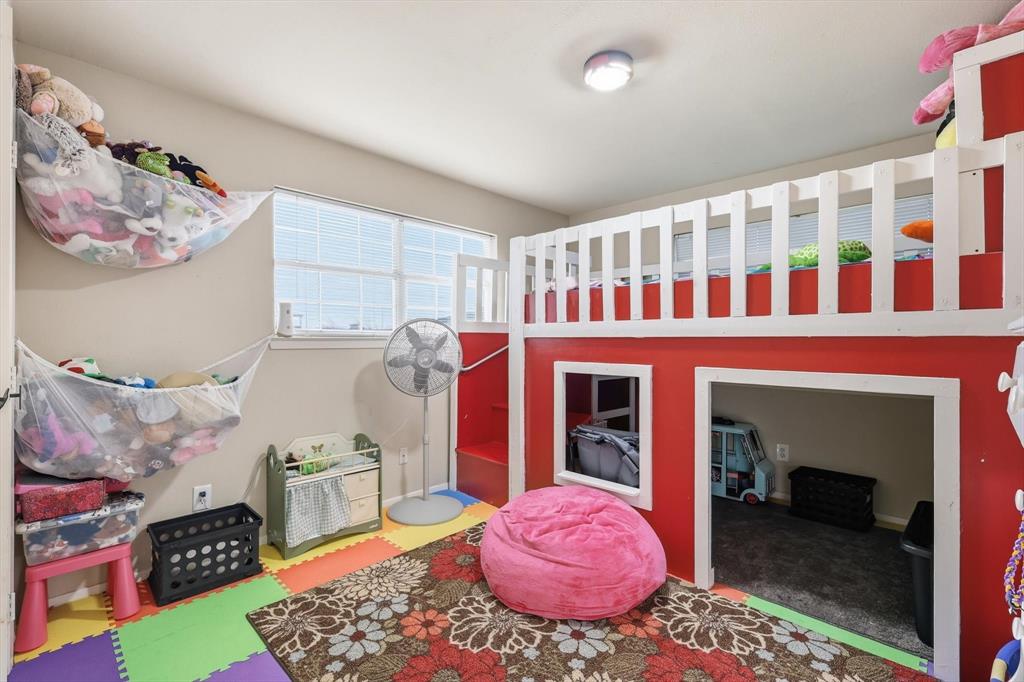 5355 Hoehn Road Sanger, TX 76266 - Photo 21 of 31 Additional bedroom