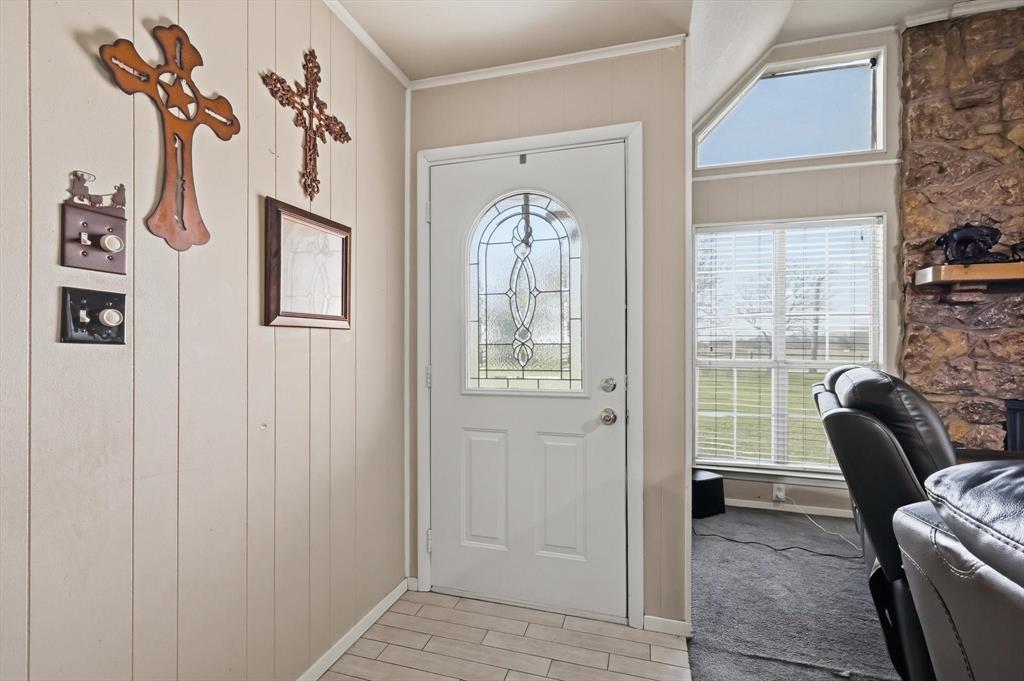 5355 Hoehn Road Sanger, TX 76266 - Photo 7 of 31 Entry of home