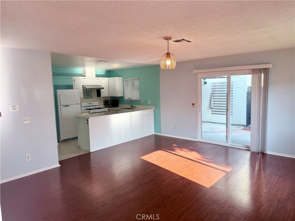 29272 Murrieta Road Menifee, CA 92586 - Photo 3 of 17