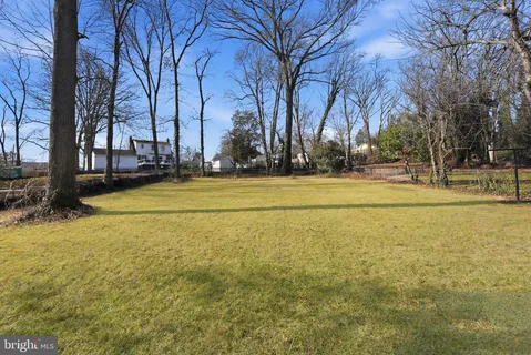 $895,000 | 6710 Oak Drive, Alexandria, VA 22306