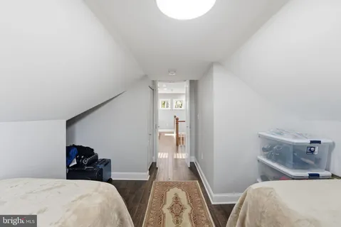 $895,000 | 6710 Oak Drive, Alexandria, VA 22306