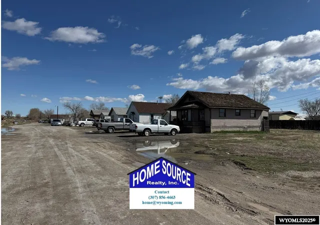 $410,000 | 417 South 20 Street, Riverton, WY 82501