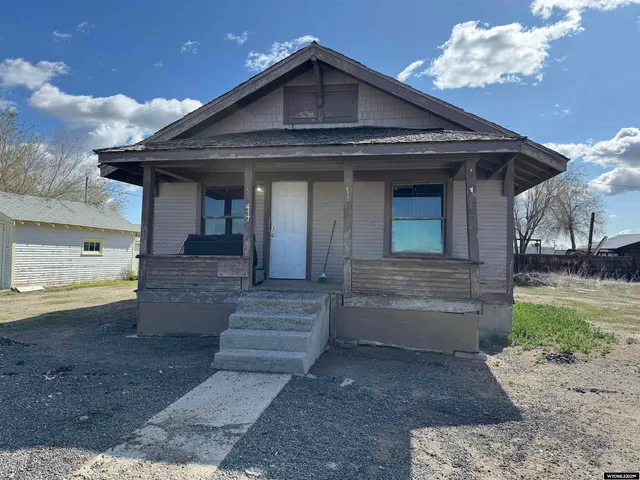 $410,000 | 417 South 20 Street, Riverton, WY 82501