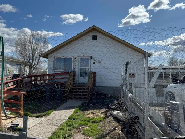 $410,000 | 417 South 20 Street, Riverton, WY 82501