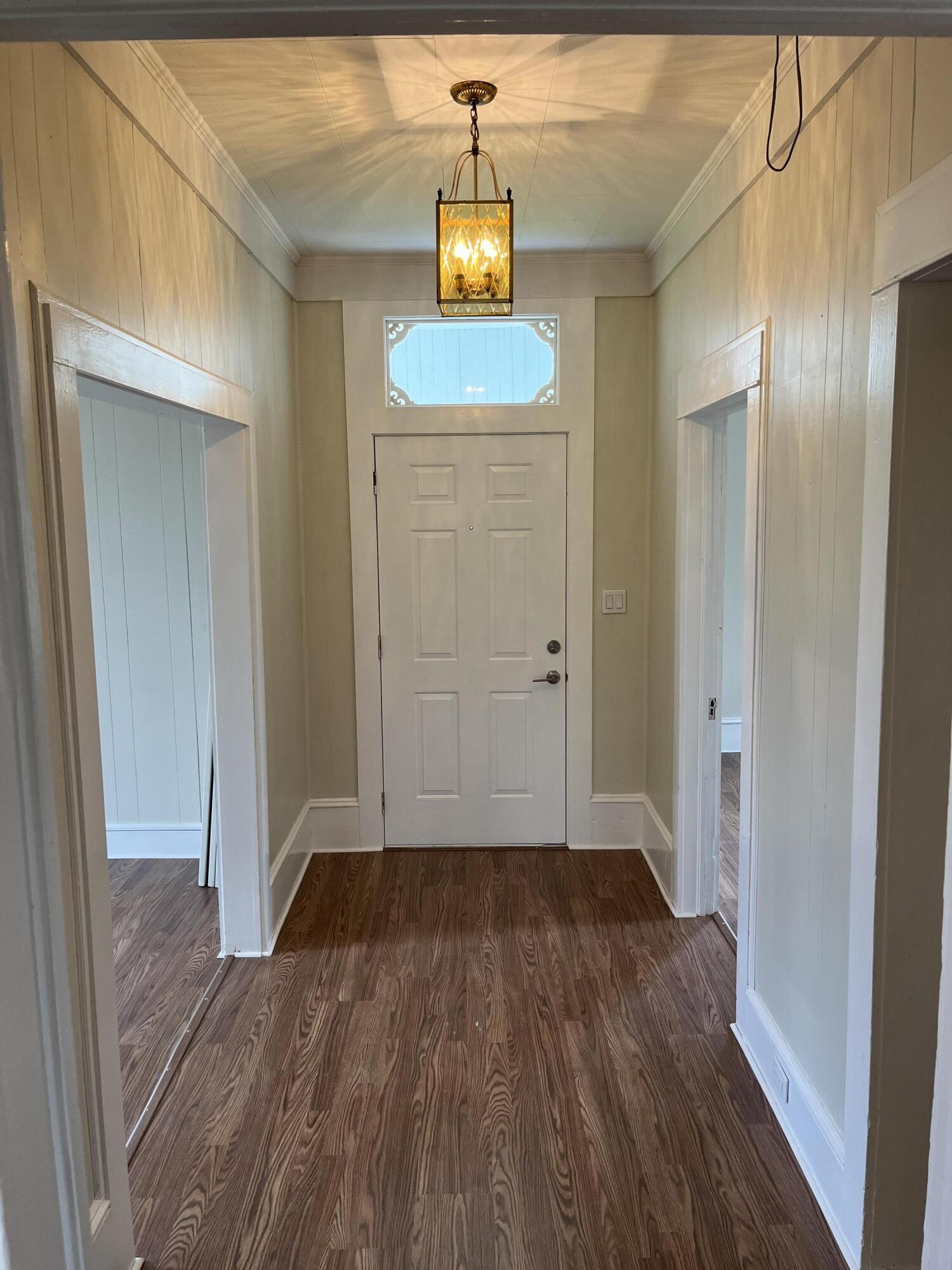 1002 King Springs Road Johnson City, TN 37601 - Photo 2 of 26 image_67146497