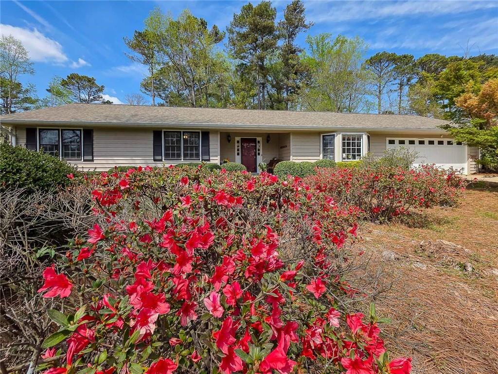 4093 Deerbrook Way Southwest Lilburn, GA 30047 - Photo 3 of 37