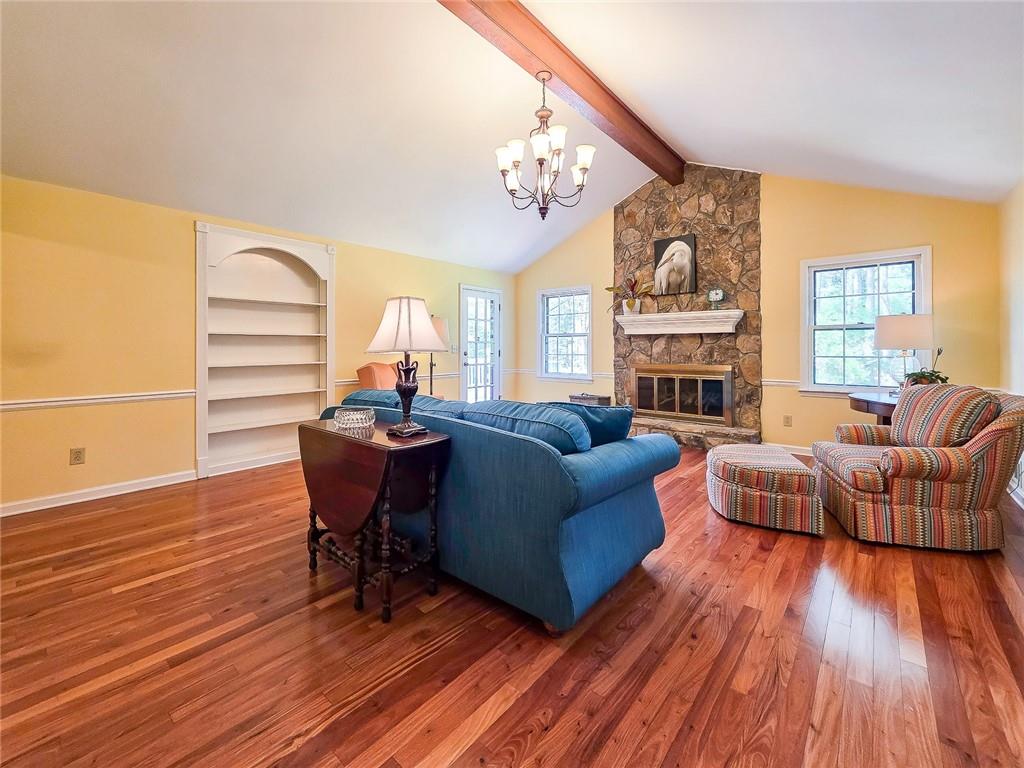 4093 Deerbrook Way Southwest Lilburn, GA 30047 - Photo 7 of 37