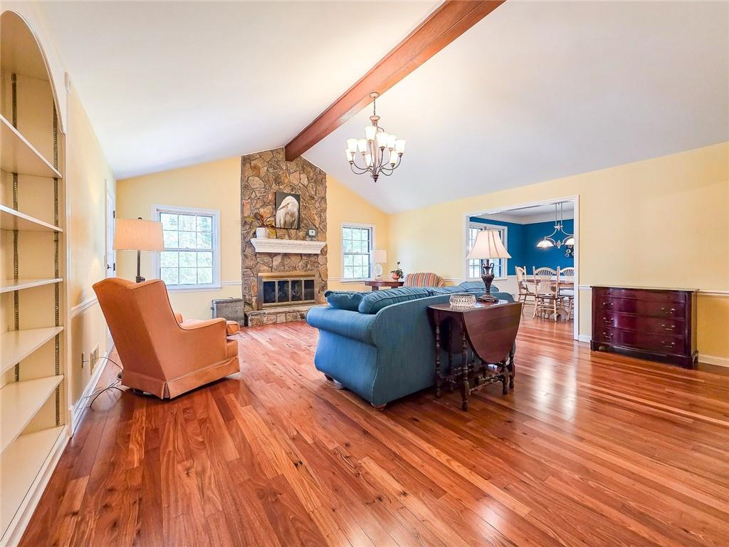 4093 Deerbrook Way Southwest Lilburn, GA 30047 - Photo 9 of 37