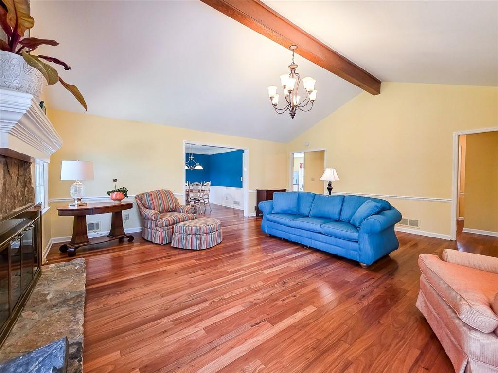 4093 Deerbrook Way Southwest Lilburn, GA 30047 - Photo 10 of 37