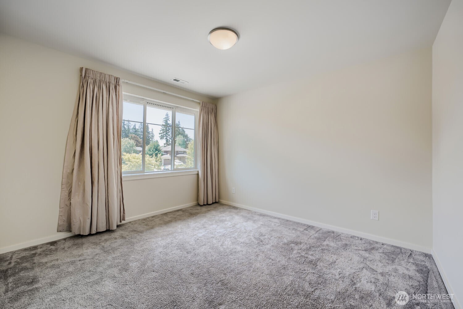3812 Northeast 23rd Place Renton, WA 98056 - Photo 12 of 25