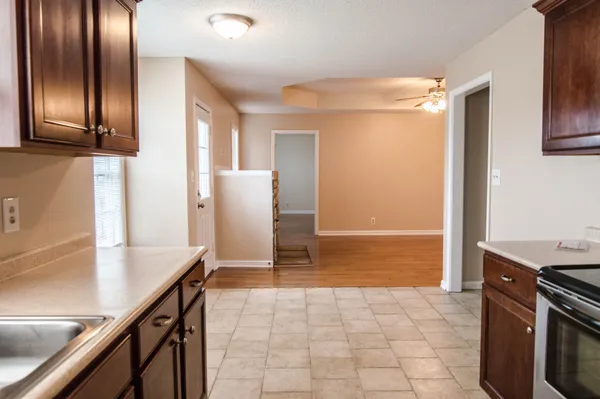 $1,650 | 3669 South Naples Court, Clarksville, TN 37040