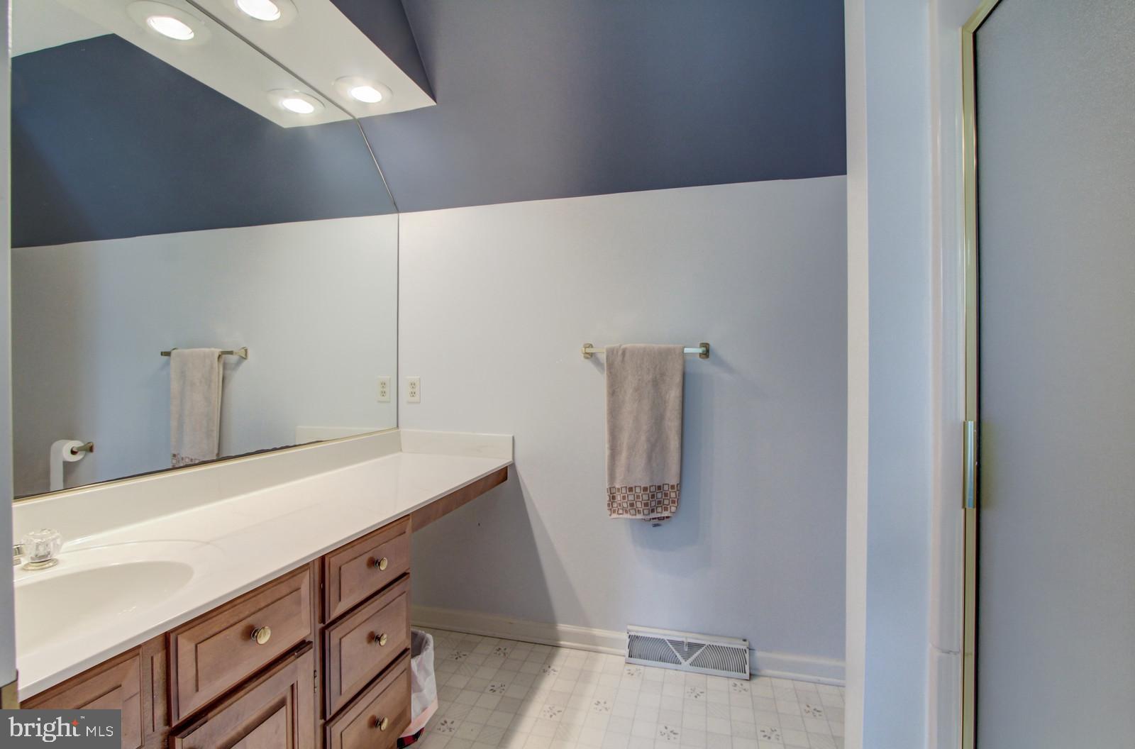 2728 Chestnut Run Road York, PA 17402 - Photo 17 of 39 Gallery Image 17