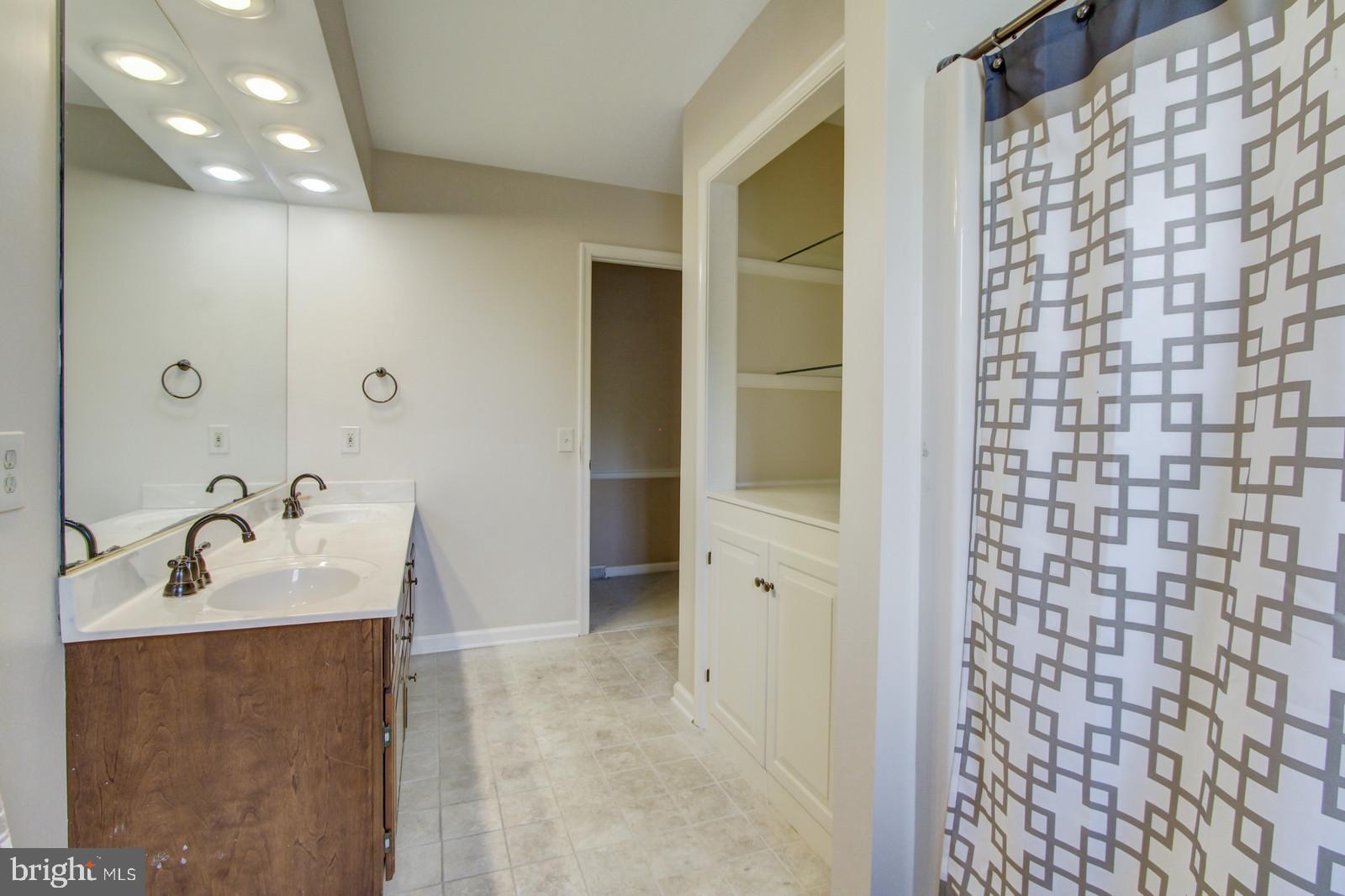 2728 Chestnut Run Road York, PA 17402 - Photo 20 of 39 Gallery Image 20