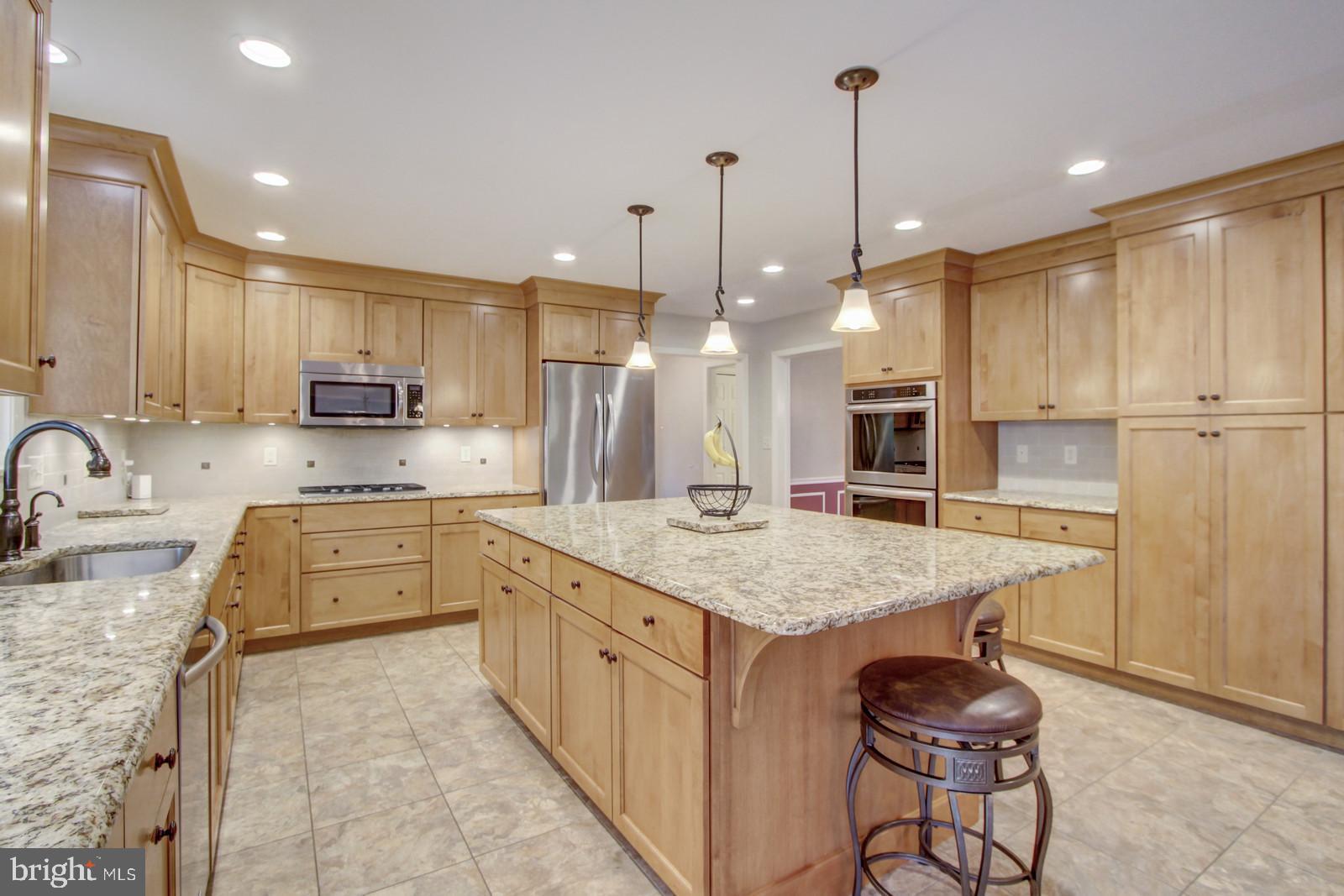 2728 Chestnut Run Road York, PA 17402 - Photo 8 of 39 Gallery Image 8