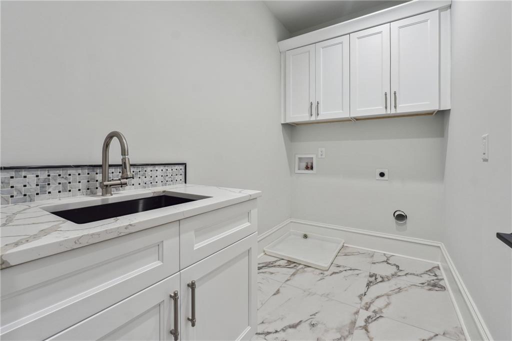 10745 Shallowford Road Roswell, GA 30075 - Photo 27 of 66