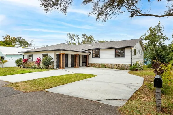 $610,000 | 12756 Poinsettia Avenue, Seminole, FL 33776