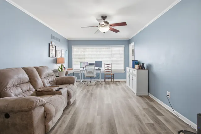 $329,900 | 41942 Kentvale Drive, Clinton Township, MI 48038