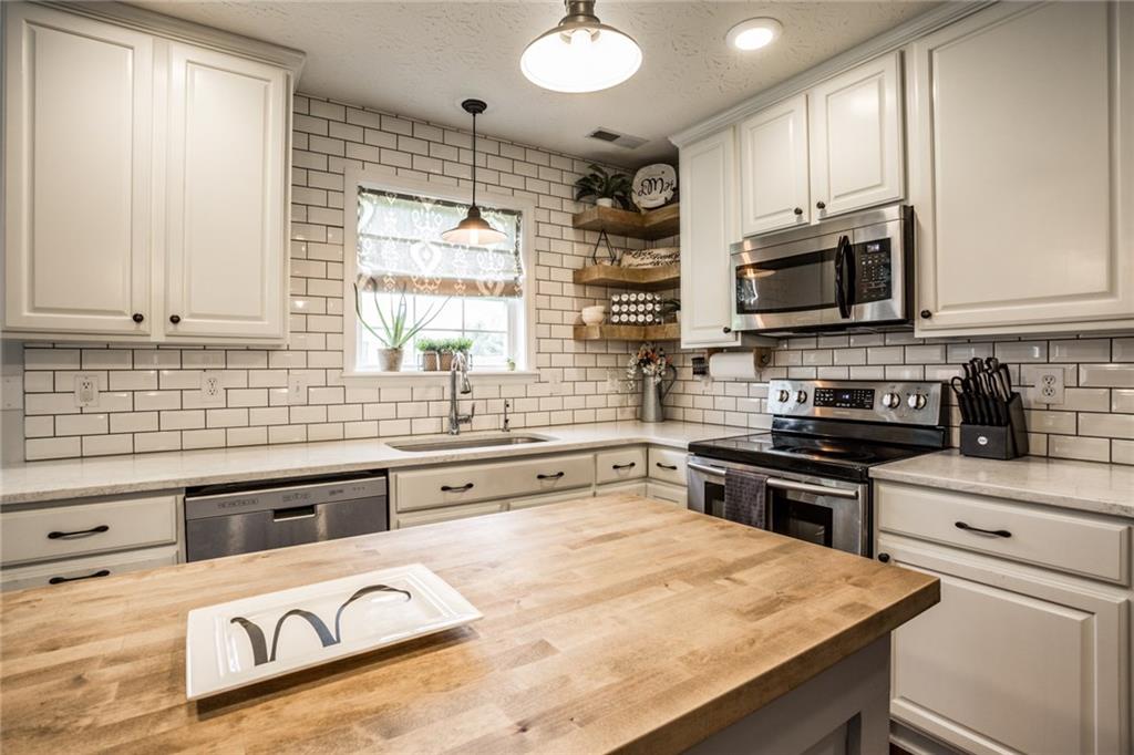 5334 Rippling Brook Way Carmel, IN 46033 - Photo 13 of 43 Gallery Image 13