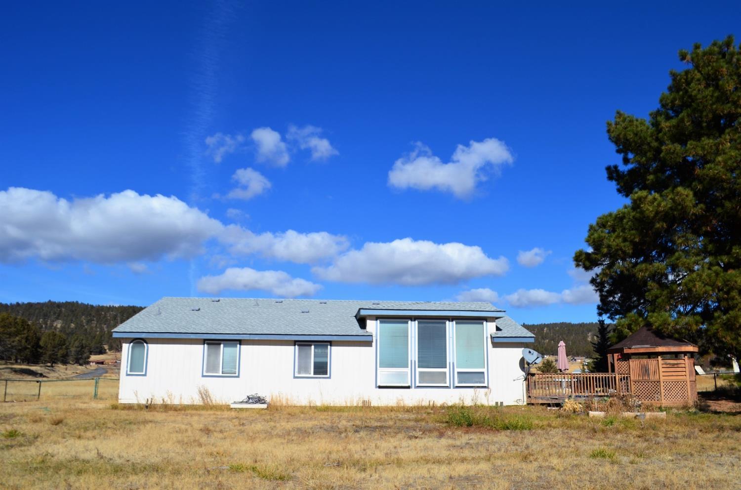 6847 Scottsbluff Road Klamath Falls, OR 97601 - Photo 1 of 23 Primary Photo