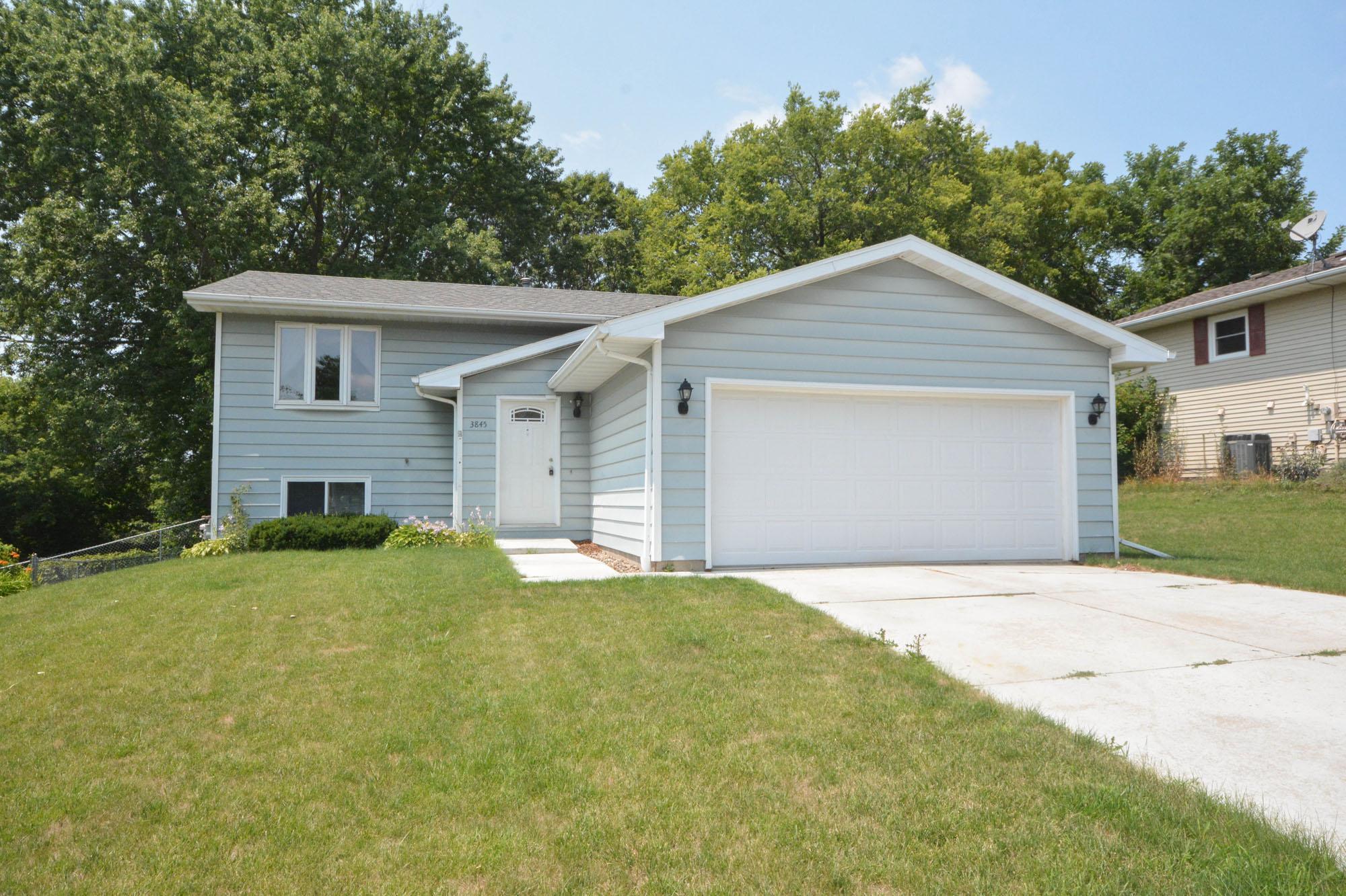 3845 10th Avenue Southwest Rochester, MN 55902 - Photo 1 of 1
