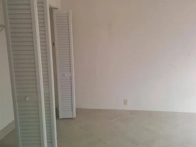 $2,100 | 334 Southwest 86th Avenue, Unit 102, Pembroke Pines, FL 33025