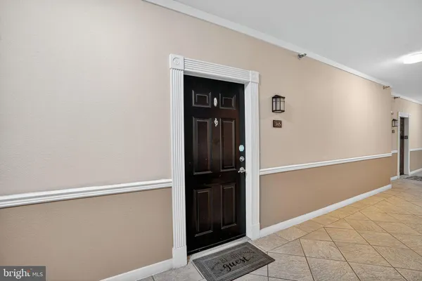 $279,900 | 501 Hungerford Drive, Unit 145, Rockville, MD 20850