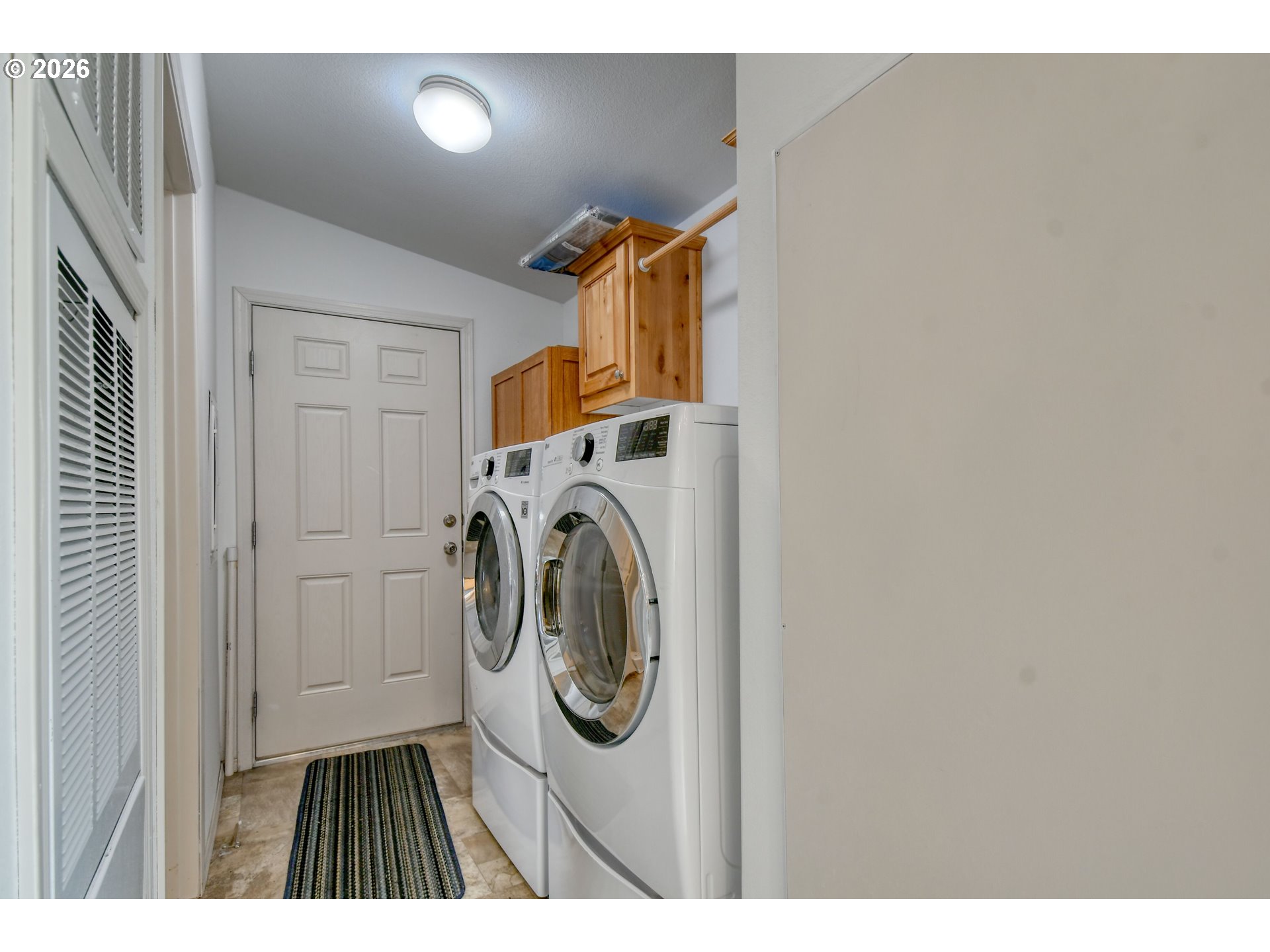 303 East College Street Athena, OR 97813 - Photo 19 of 42 a utility room with dryer and washer