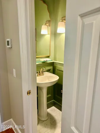 $780,000 | 895 Ribaut Road, Unit 9, Beaufort, SC 29902