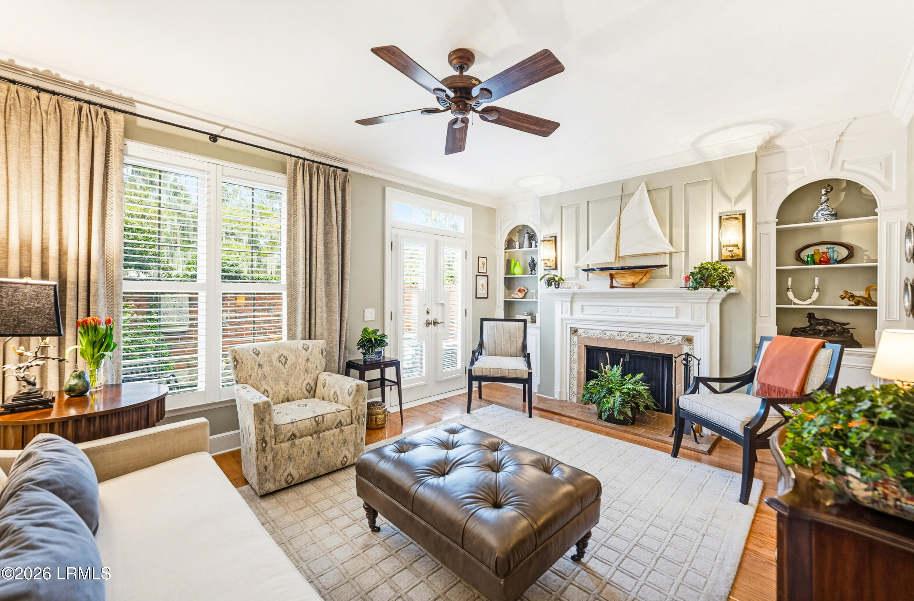 895 Ribaut Road, Unit 9 Beaufort, SC 29902 - Photo 22 of 57 Family Room 1