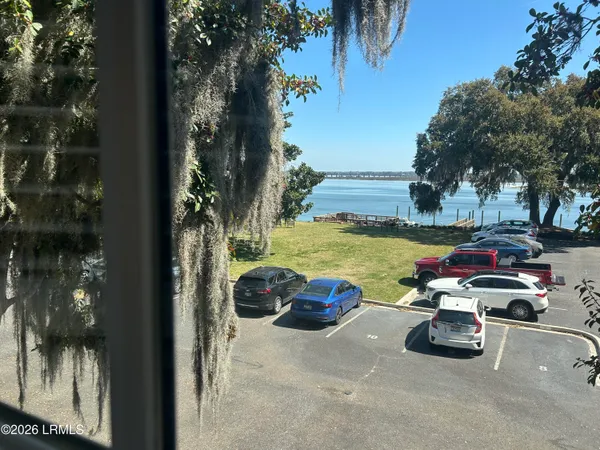 $780,000 | 895 Ribaut Road, Unit 9, Beaufort, SC 29902
