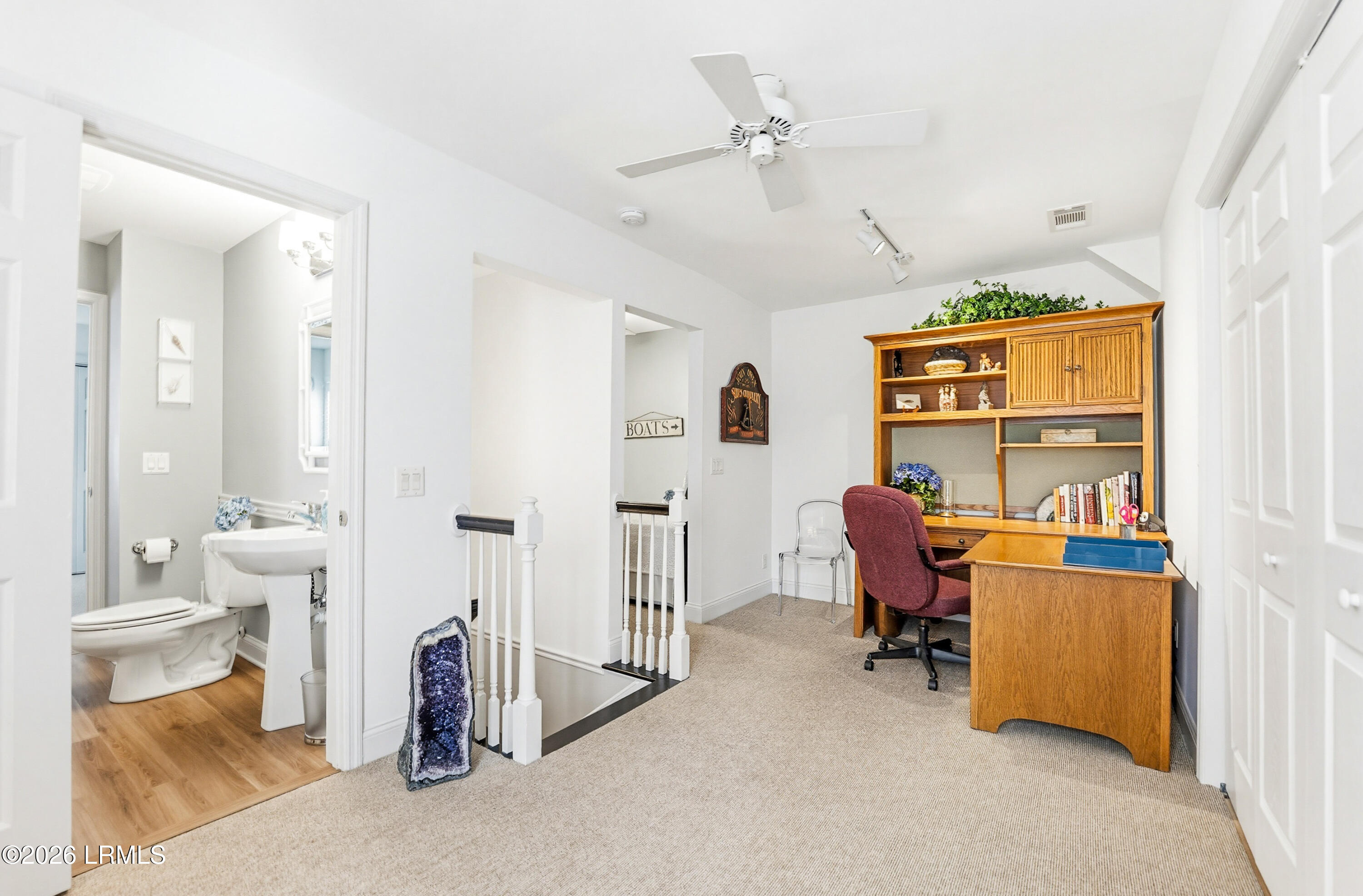 895 Ribaut Road, Unit 9 Beaufort, SC 29902 - Photo 44 of 57 3rd floor suite