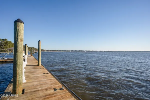 $780,000 | 895 Ribaut Road, Unit 9, Beaufort, SC 29902