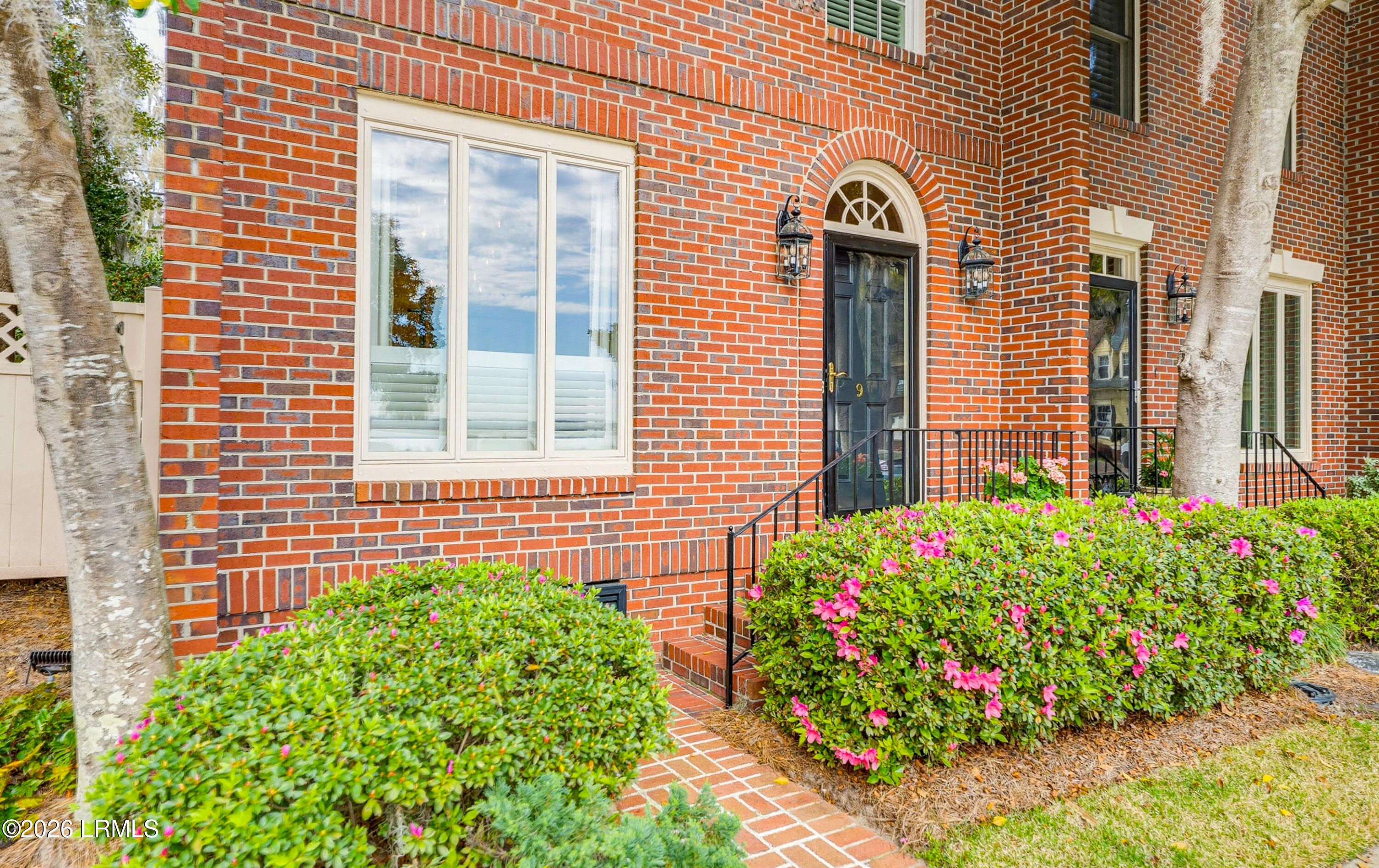 895 Ribaut Road, Unit 9 Beaufort, SC 29902 - Photo 10 of 57 Welcome to #9 Carriage Court