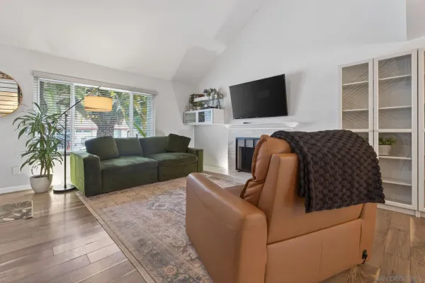 $4,400 | 976 Di Marino Street, San Diego, CA 92114