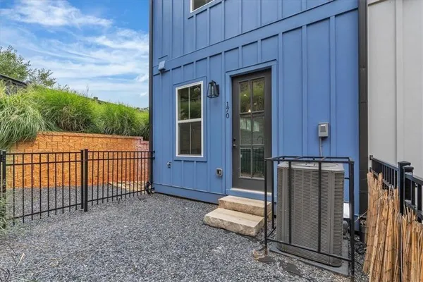 $2,800 | 170 Color Circle, Atlanta, GA 30317