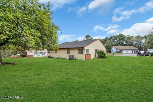 $1,950 | 9B Juniper Lane, Unit 50, Whiting, NJ 08759