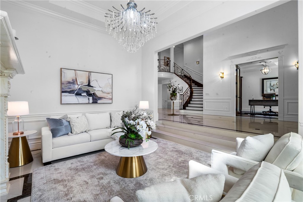 3255 Lombardy Road Pasadena, CA 91107 - Photo 1 of 69 living room