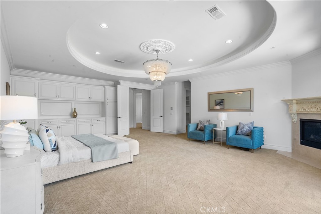 3255 Lombardy Road Pasadena, CA 91107 - Photo 20 of 69 master bedroom