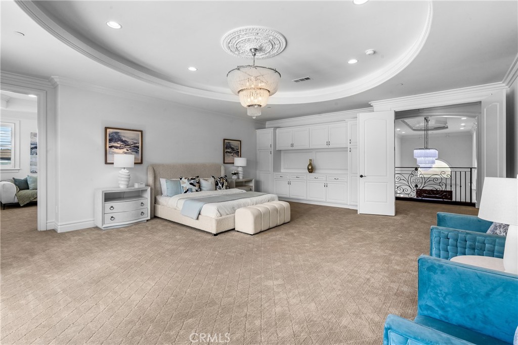 3255 Lombardy Road Pasadena, CA 91107 - Photo 23 of 69 master bedroom