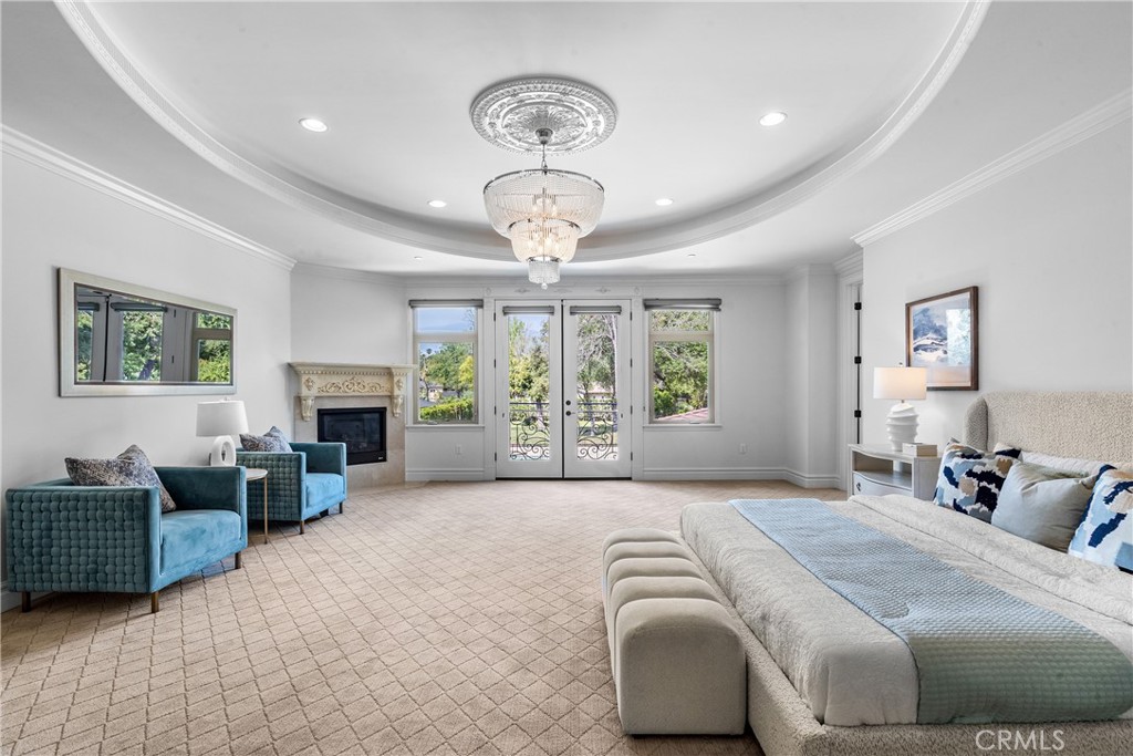 3255 Lombardy Road Pasadena, CA 91107 - Photo 24 of 69 master bedroom