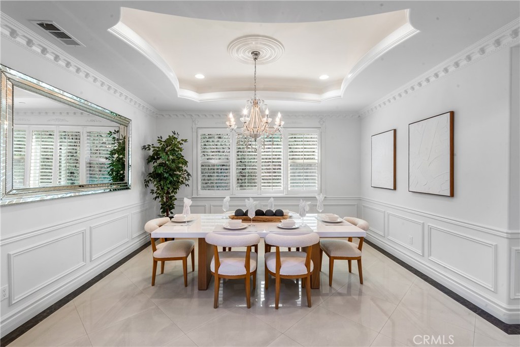 3255 Lombardy Road Pasadena, CA 91107 - Photo 41 of 69 dining room