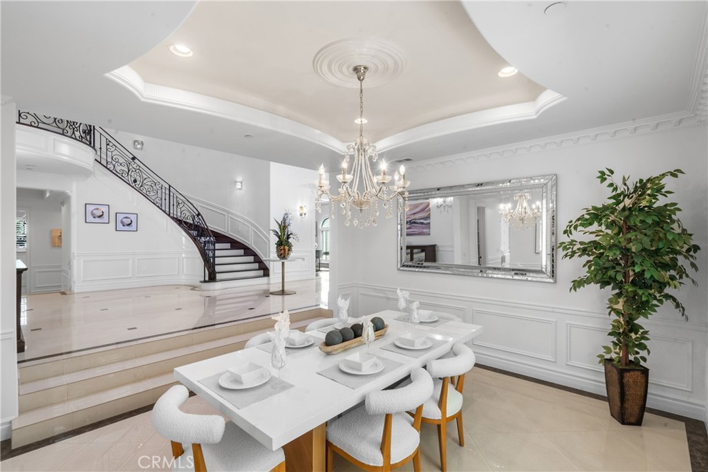 3255 Lombardy Road Pasadena, CA 91107 - Photo 42 of 69 dining room
