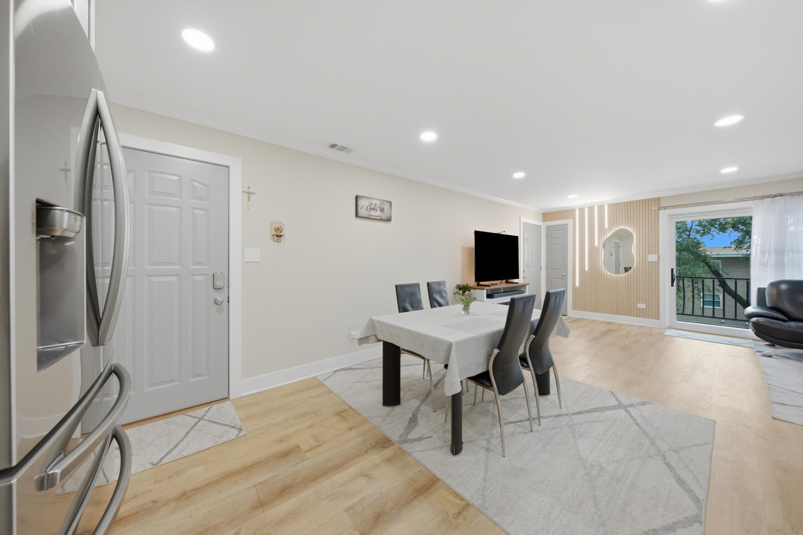 9649 South Harlem Avenue, Unit 3C Chicago Ridge, IL 60415 - Photo 4 of 31