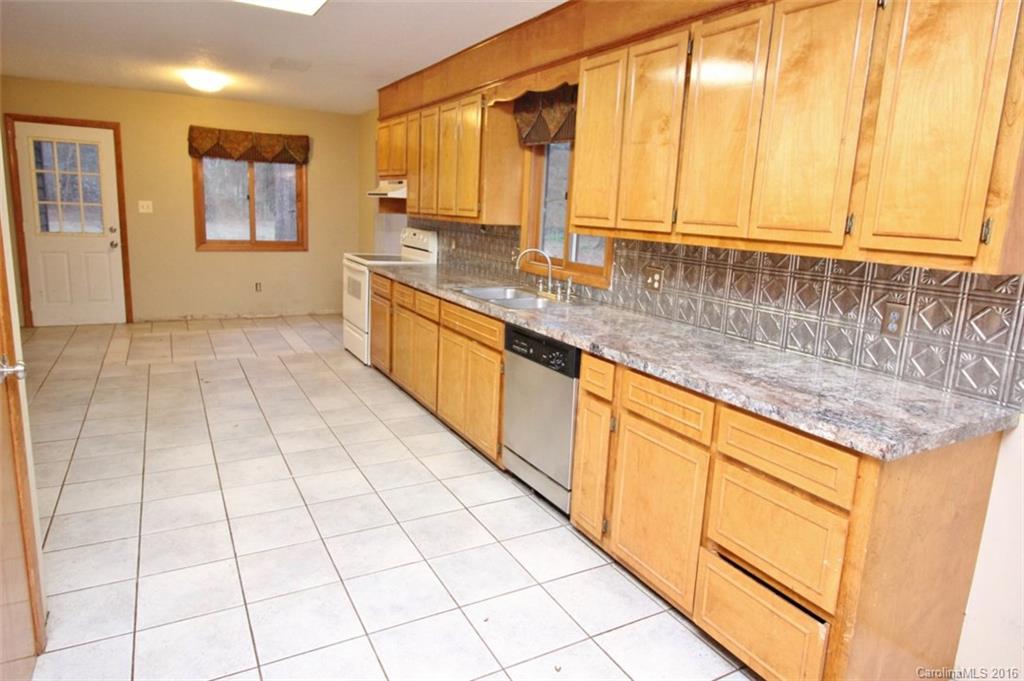 1498 Farmstead Road Rock Hill, SC 29732 - Photo 7 of 19 Gallery Image 7