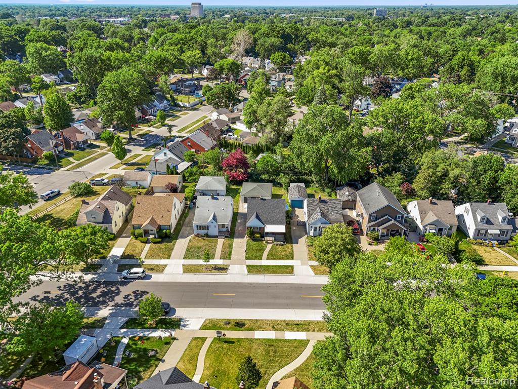 22312 Madison Street Dearborn, MI 48124 - Photo 43 of 47